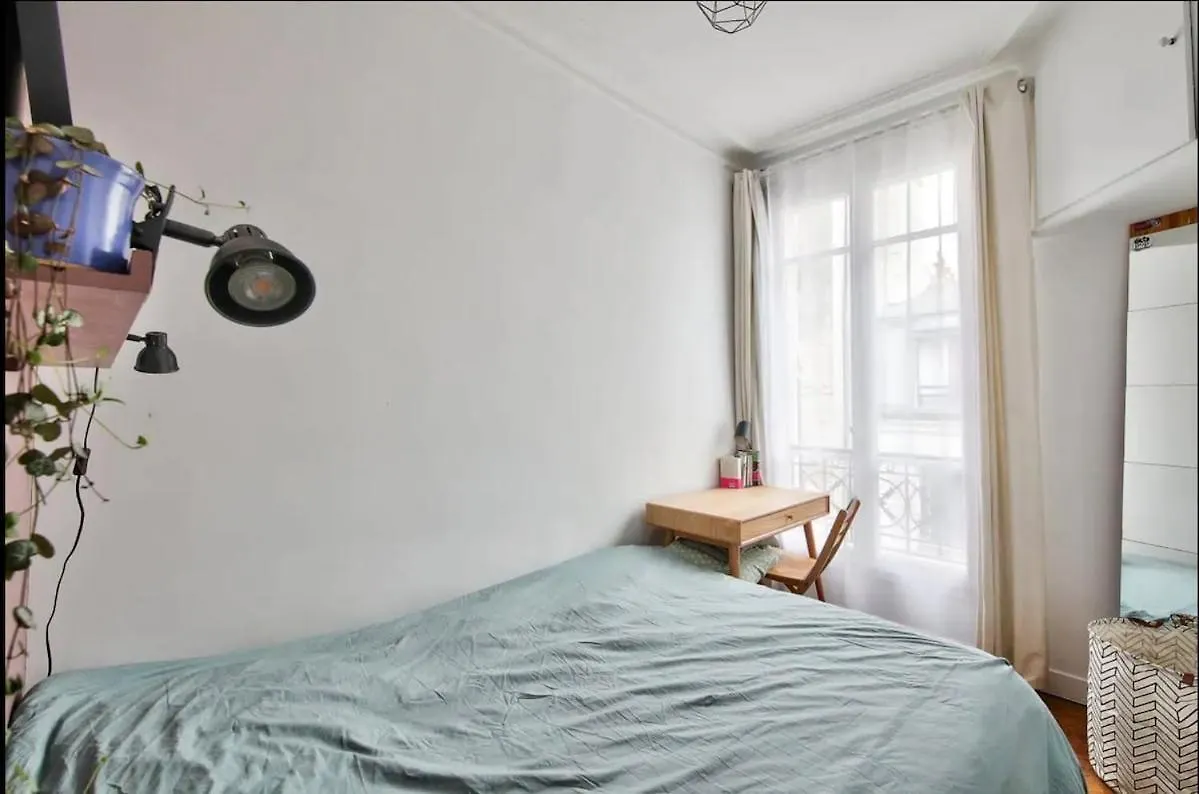 Superbe Appartement Place Republique Paris