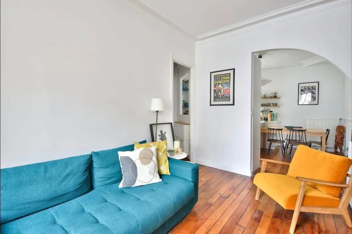 Superbe Appartement Place Republique Paris Apartment