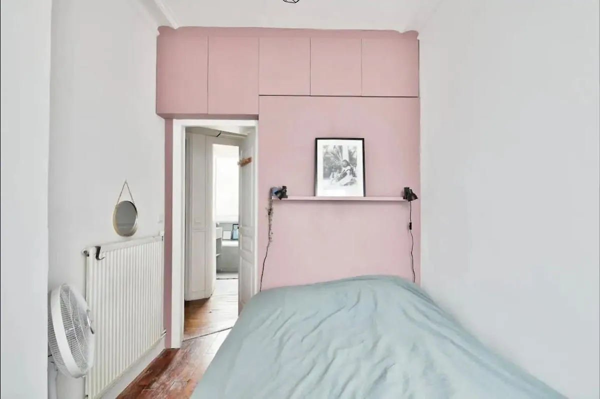 Apartment Superbe Appartement Place Republique Paris